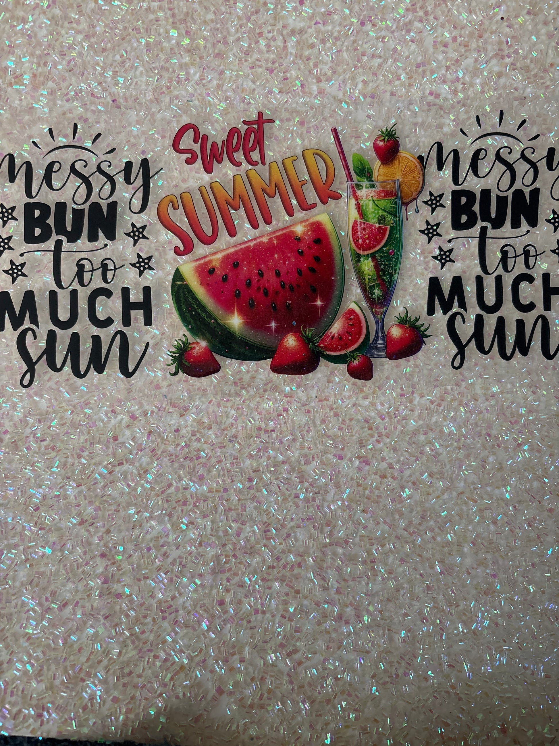 Sweet SUMMER messy bun