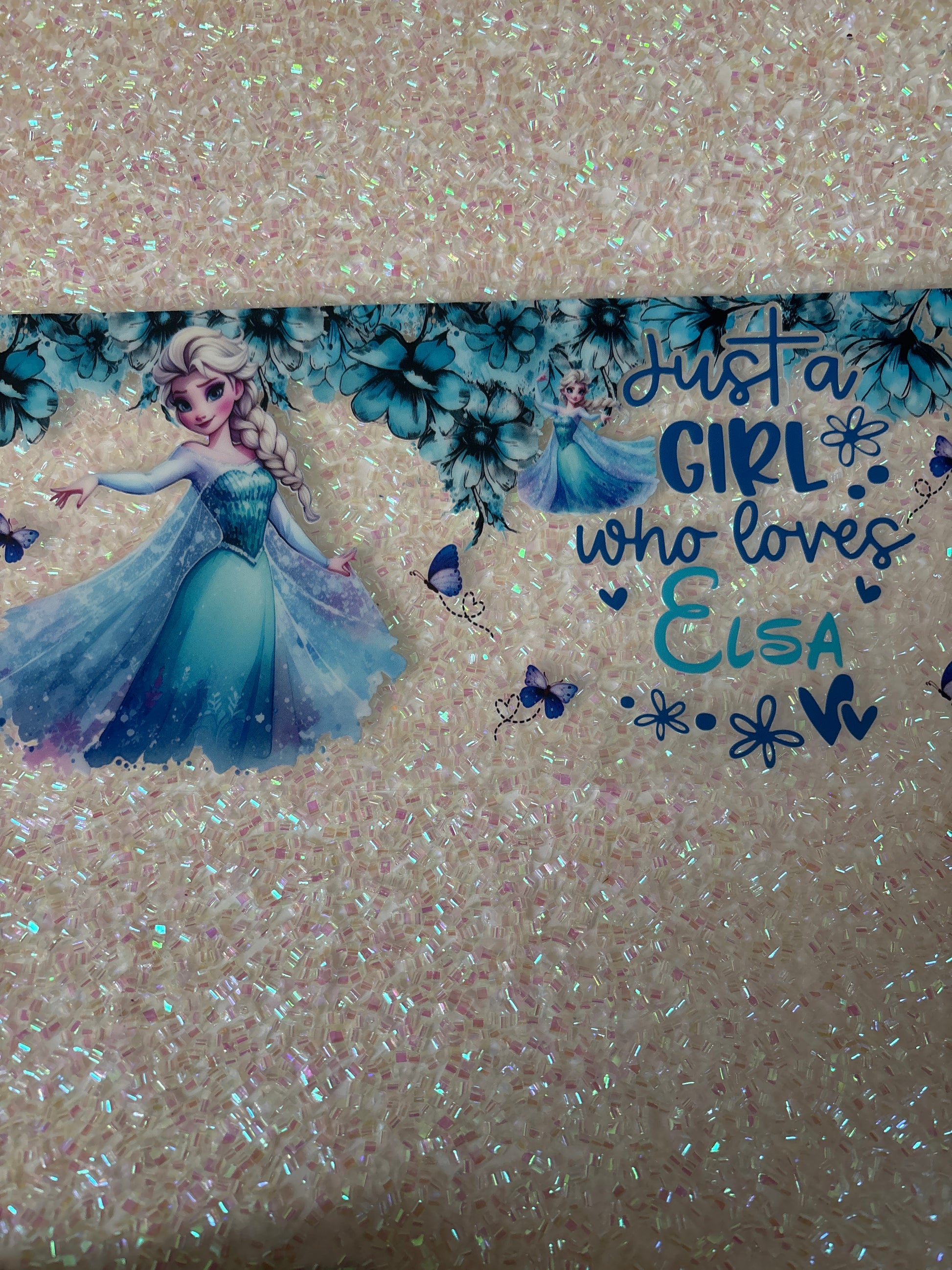 Just a girl who loves Elsa