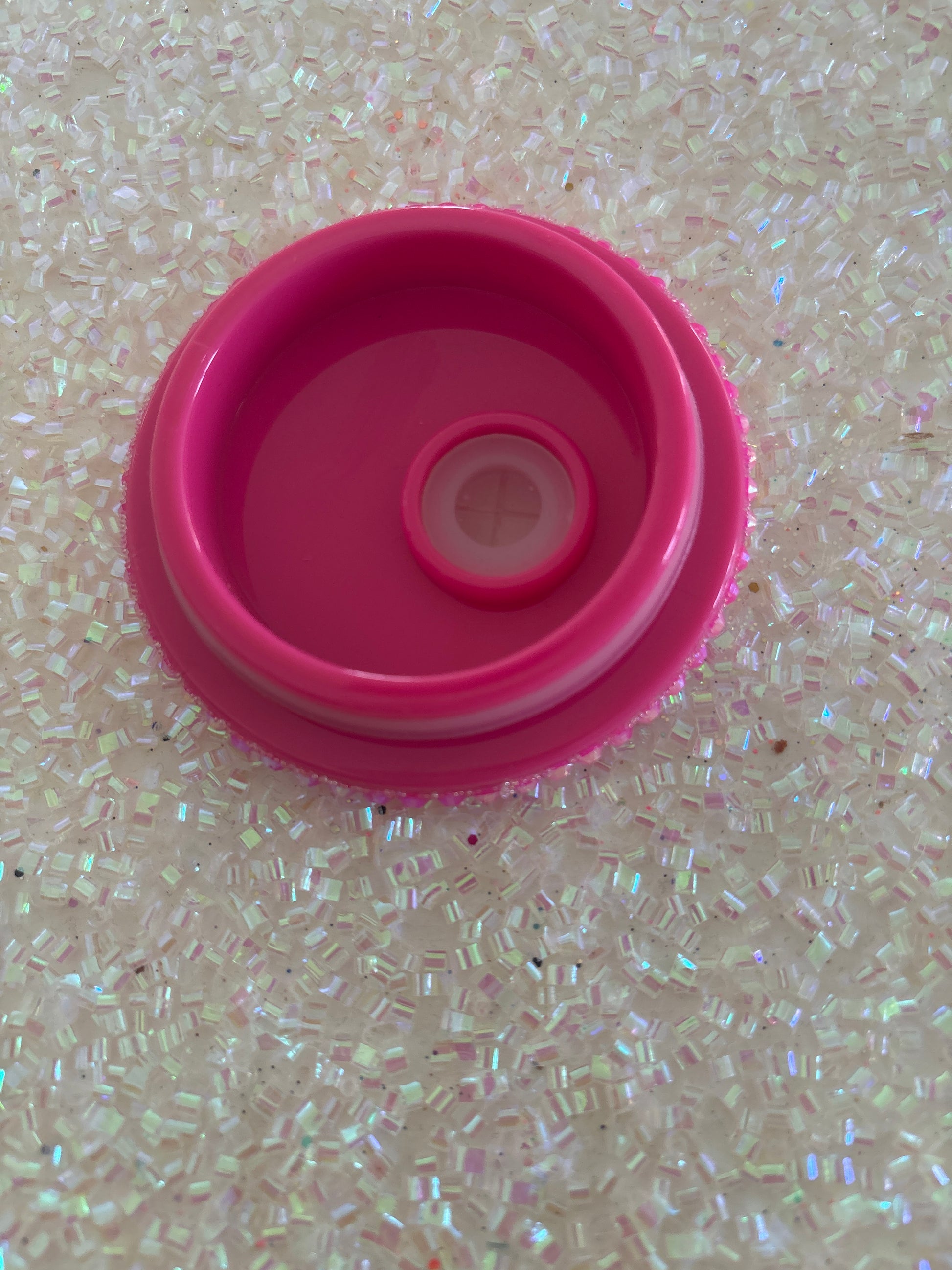 HOT PINK SUGAR BEDAZZLED LID🩷