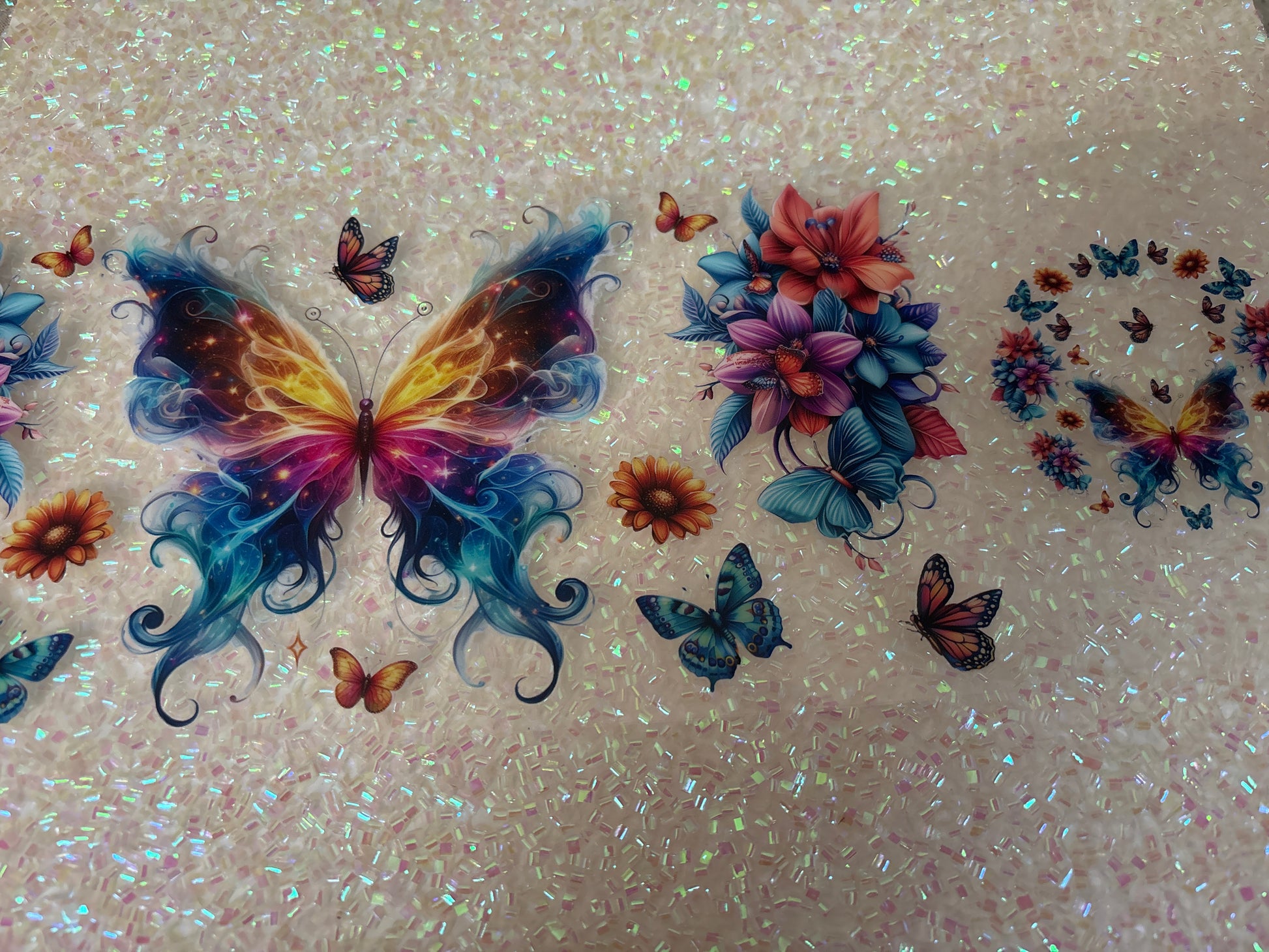 Butterfly with lid decal