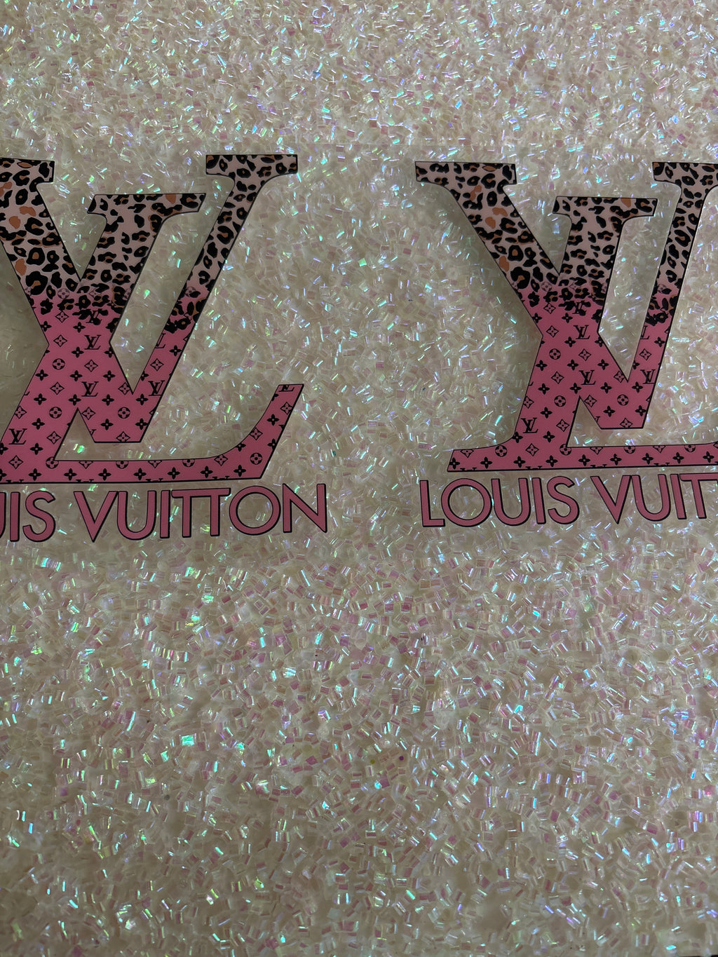 LV with lid decal