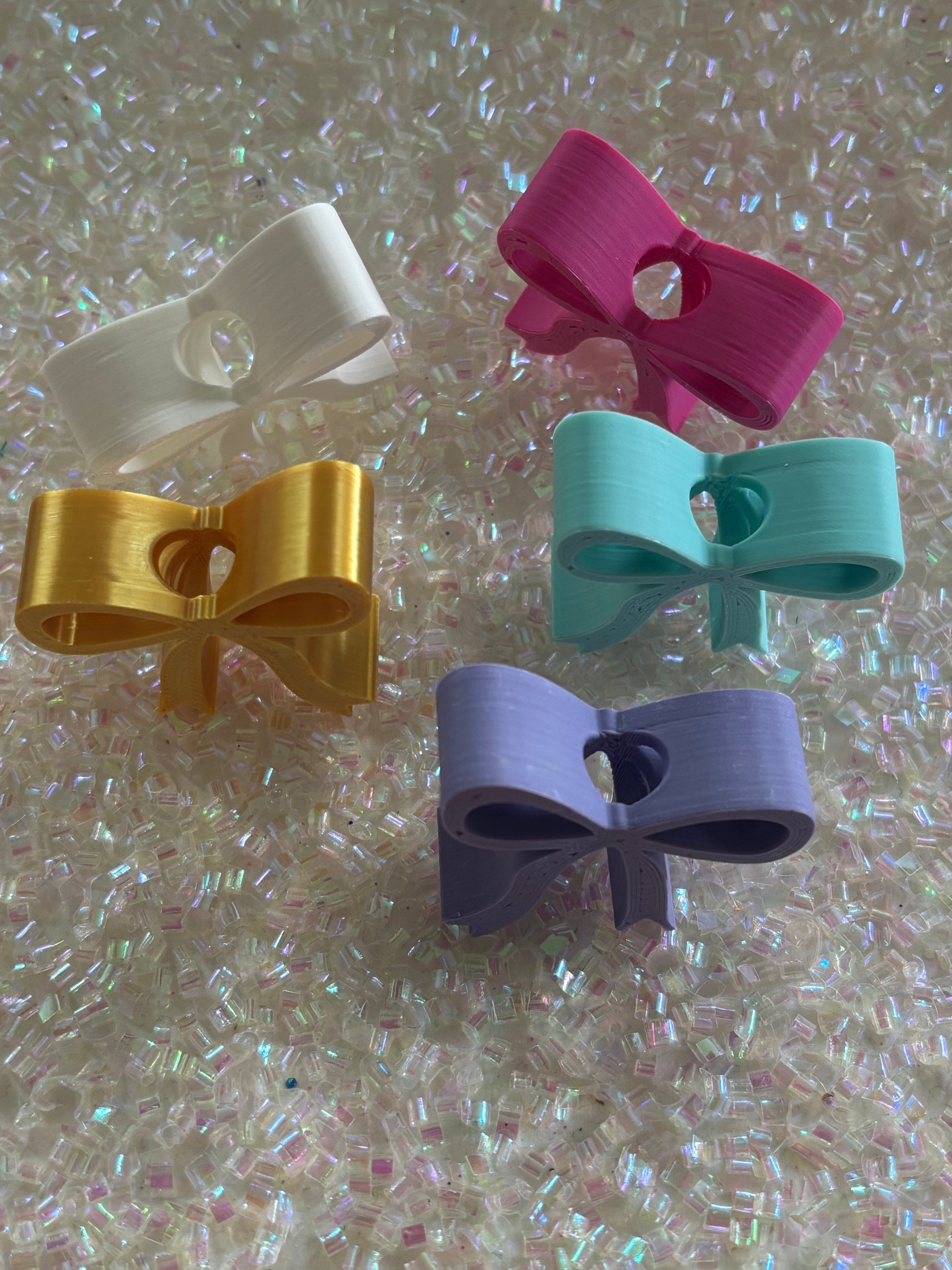 Large Bow 🎀 straw toppers!!  Please choose the colour you would like in the notes section .