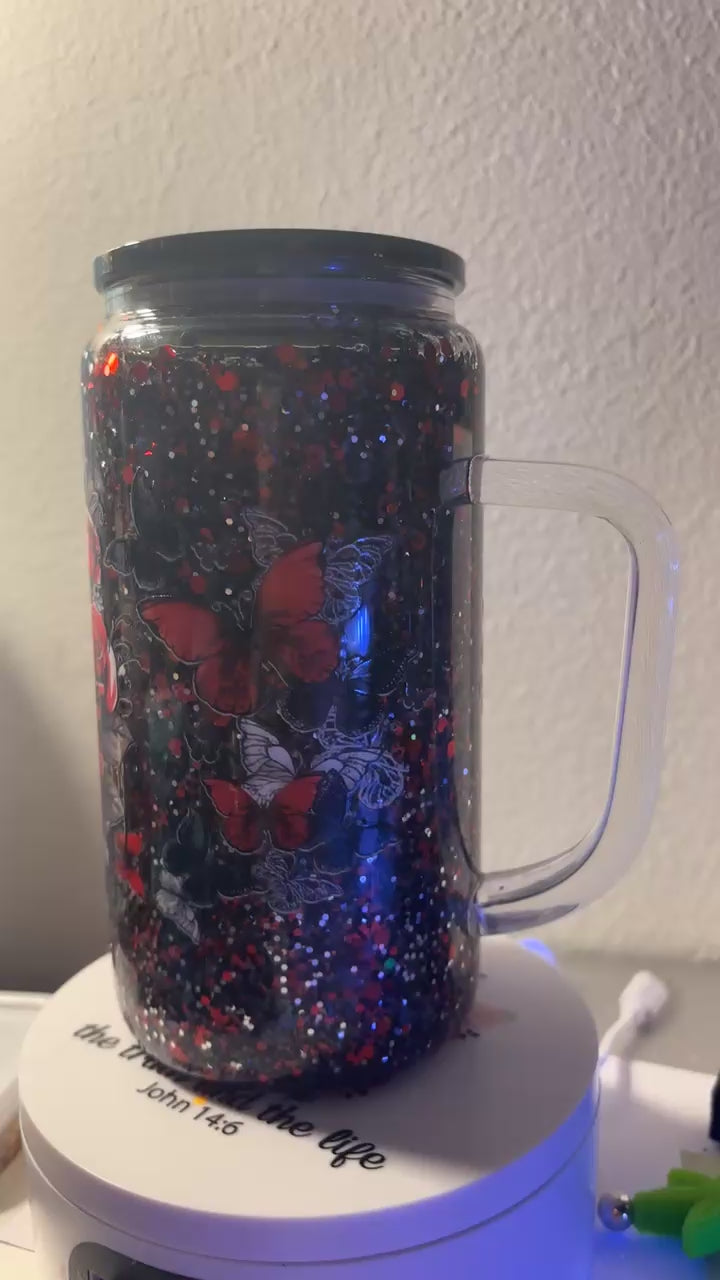 20 ounce Glass with handle roses and skull